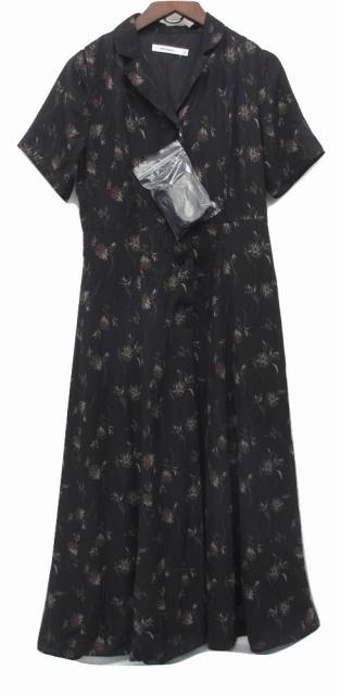 品 マウジー Moussy マキシ丈半袖総柄ワンピース 1 黒 ブラック 花柄 ハーフボタンアップ 衿付き ロング丈 布ベルト付き 裏地付き ワンピース ロング 売買されたオークション情報 Yahooの商品情報をアーカイブ公開 オークファン Aucfan Com