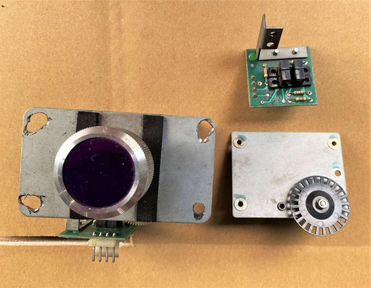 Yahoo!オークション TAITO -「アルカノイド コントローラー」の落札 