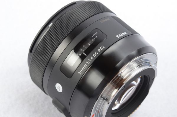 30mm F1.4 Art SIGMA DC DN HSM | F2.8 シグマ(Sigma) シグマ ブラック