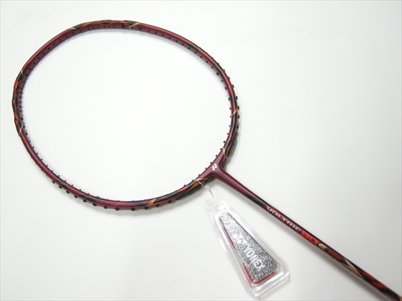 送料無料，低価 /ヨネックス/3U5/ ボルトリック80E-チューン/VT80ETN/VOLTRIC 80 E-tune/70/YONEX/80/ボルトリック/70(ラケット)｜売買されたオークション情報、yahooの商品情報をアーカイブ公開 - オークファン ラケット