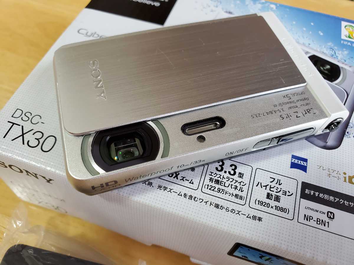 Sony DSC-TX30 Digital Camera Cyber-shot | com Review : TX30 B&amp 