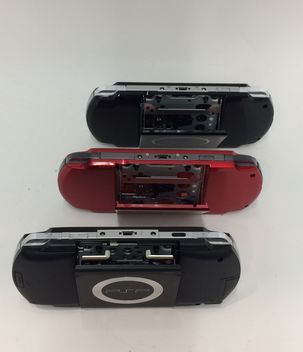 1円スタート】 訳あり PSP ブラック ラディアント・レッド ピアノ