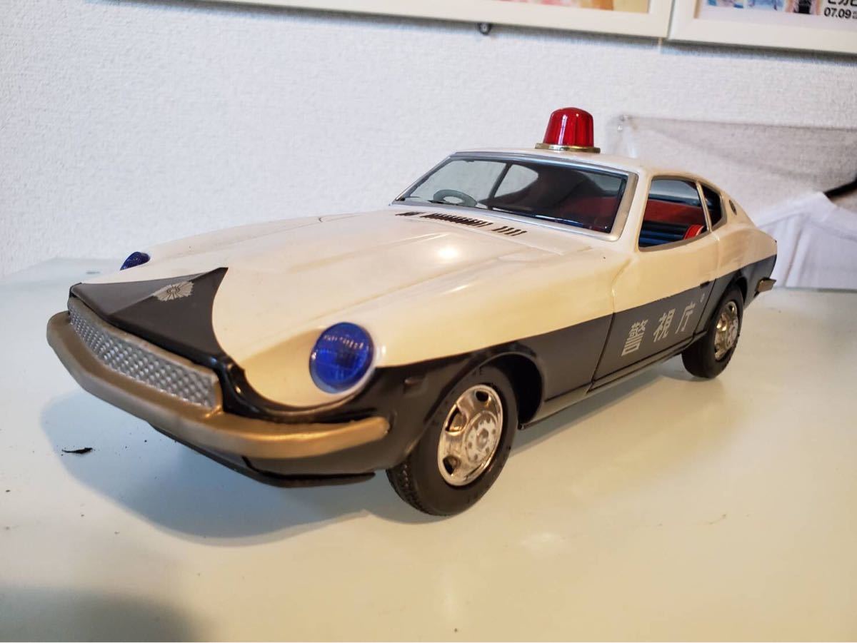 イチコーのニッサン フェアレディZ パトロールカー ブリキ レトロ S130