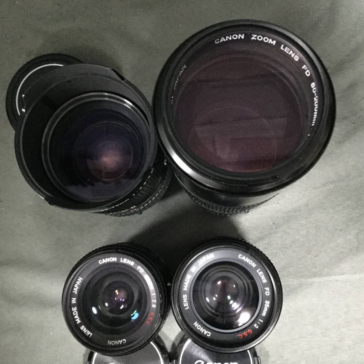 Canon ２００単焦点レンズ　 １７-４０ズームレンズ ２点セット ○○07/07 171756-2 CANON EF / レンズ4本 24mm， 35mm， 35-70mm， 80-