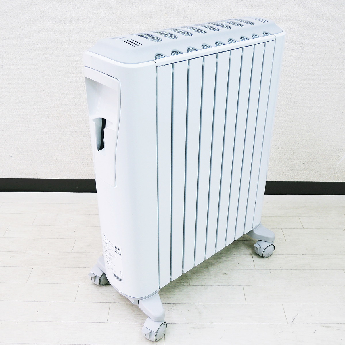 【値下げ交渉歓迎】 デロンギ RHJ75V0915-GY ベルカルド オイルヒーター De'Longhi 1500W ～13畳 ECO運転 オイルヒーター ベルカルド デロンギ オイルヒーターRHJ75V0915-PK mahinaデロンギ rhj75v0915の通販