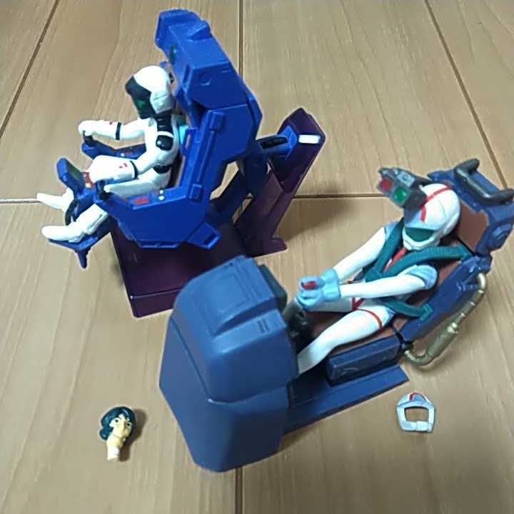 ガンダム フィギュア アムロ カミーユ コックピット フィギュア Zガンダム フィギュア 機動戦士ガンダム 売買されたオークション情報 Yahooの商品情報をアーカイブ公開 オークファン Aucfan Com