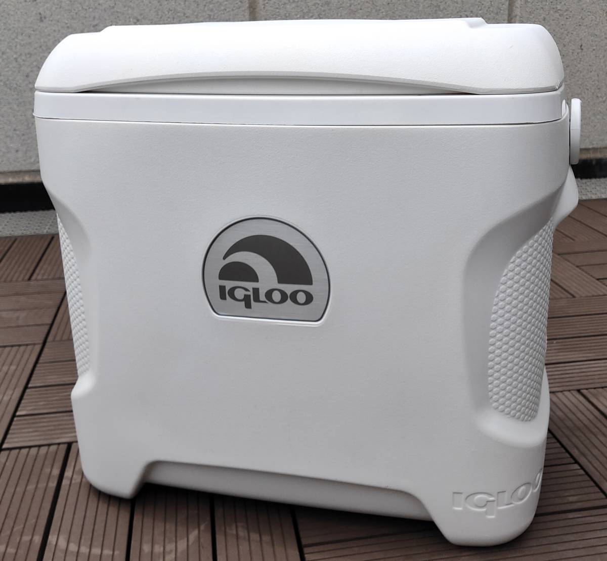 最安値，低価 igloo イグルー クーラーボックス MARINE ULTRA マリーンウルトラ 30(30L未満)｜売買されたオークション情報、yahooの商品情報をアーカイブ公開 - オークファン 30L未満