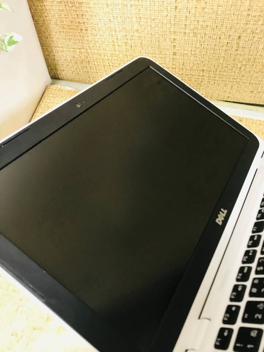 05】DELL Inspiron P24T001 4GB Windows10 Home ノーパソコン