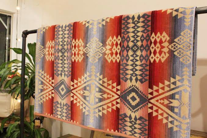 お得，人気セール PENDLETON ブランケット キャニオンランド ペンドルトン ジャガードタオル タオルケット キャンプ用品 ロンハーマン(ブランケット)｜売買されたオークション情報、yahooの商品情報をアーカイ ブランケット