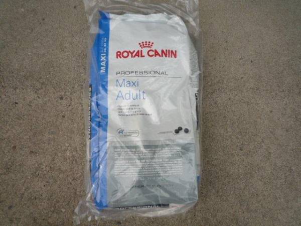 大型犬 ロイヤルカナン マキシアダルト 16kg ロイヤルカナン