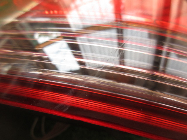 【人気セール，品質保証】 18クラウン アスリート テール 右 ジャンク