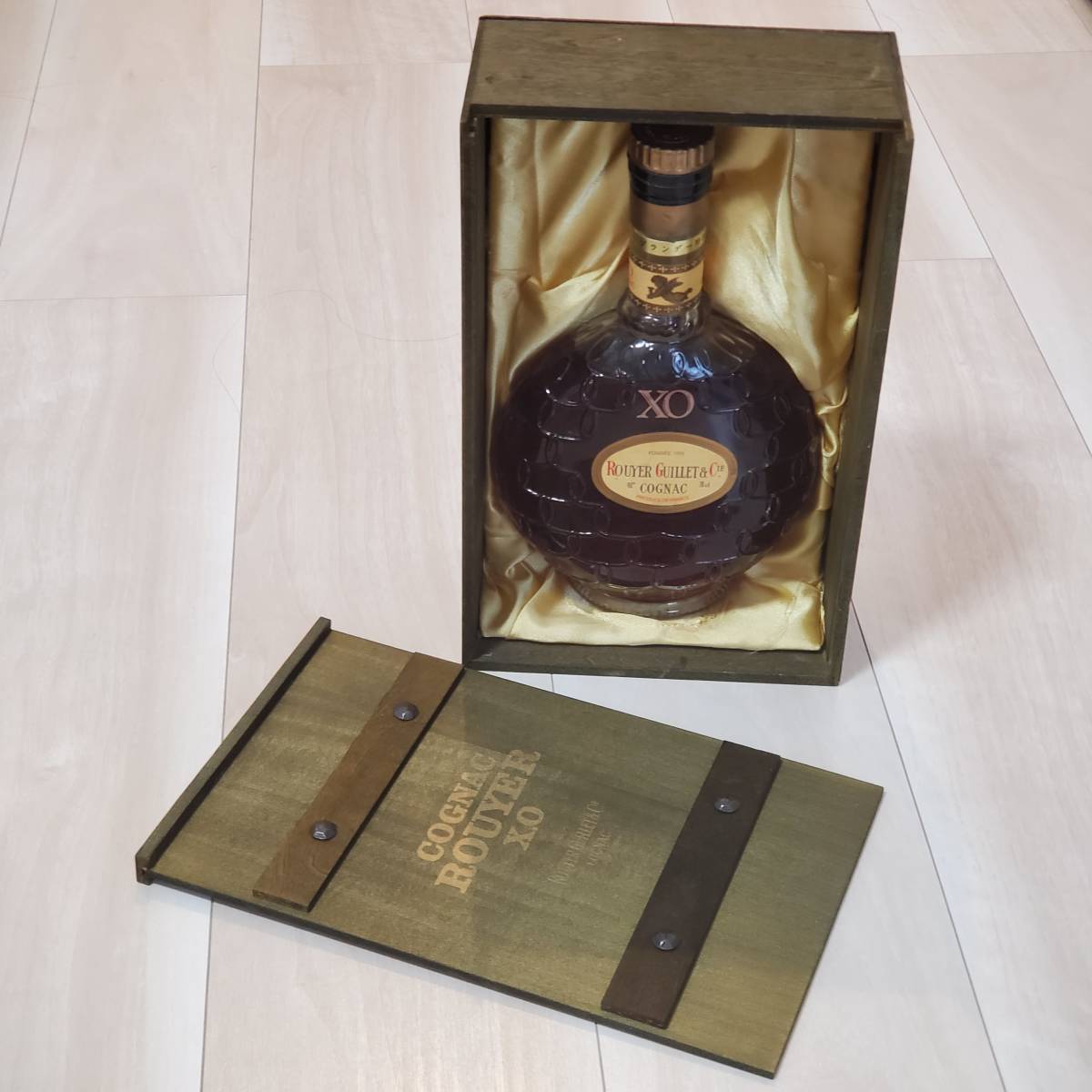 【人気，豊富な】 ROUYER GUILLET ルイエギレ XO コニャック ブランデー 700ml 40％ 古酒(その他)｜売買されたオークション情報、yahooの商品情報をアーカイブ公開 - オークファン コニャック