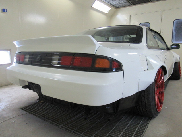 debut S14シルビア　トランクウィングＦＲＰ白ゲルコート仕上げ　前期後期対応　日本製ハイクオリティ S14シルビア S14 シルビア Ｓ14シルビア前期 軽量化 リア