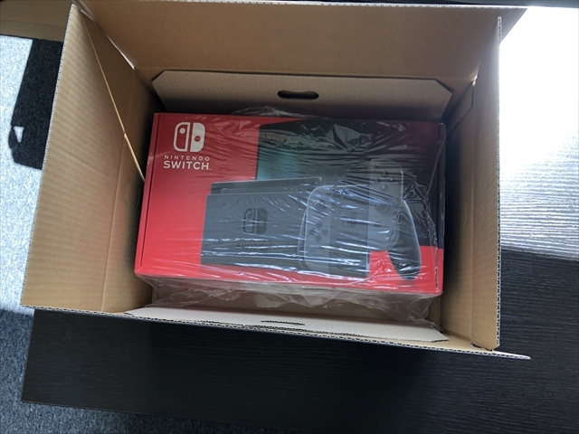 Nintendo Switch 本体 (ニンテンドースイッチ)グレー(バッテリー持続