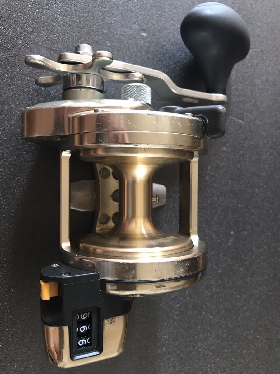 シマノ 石鯛リール カイコン3000T カウンター窓欠落品 シマノ シマノ 石鯛リール カイコン3000T カウンター窓欠落品 シマノ