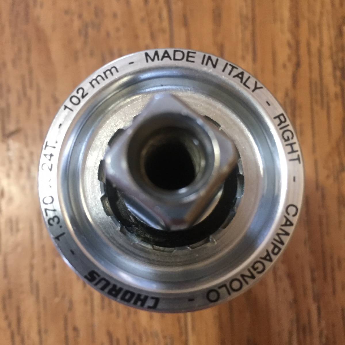 Axe de pédalier CAMPAGNOLO CHORUS 102 mm 1.37 x