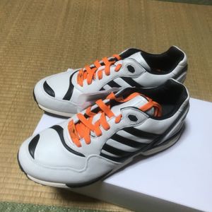 ヤフオク! - adidas シューズ/28cm/WHT/レザー/FZ0345