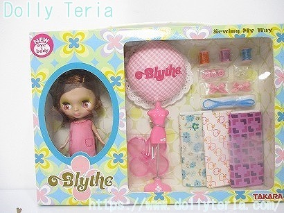 プチブライス ソーイングマイウェイ Blythe Sewing My Way - メルカリ