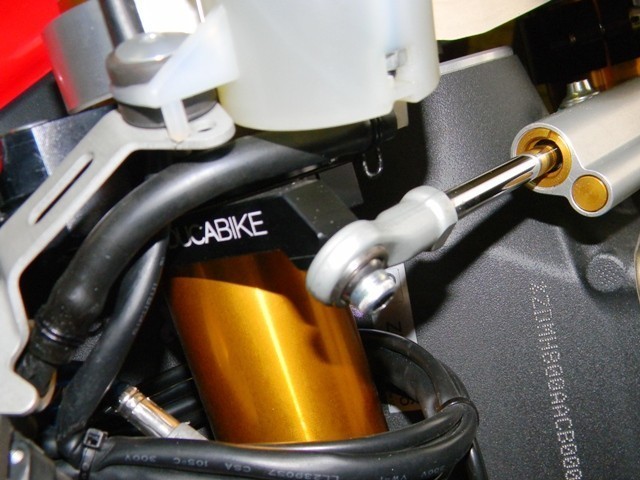 国内在庫】DUCABIKE ドゥカバイク ステアリングダンパークランプ