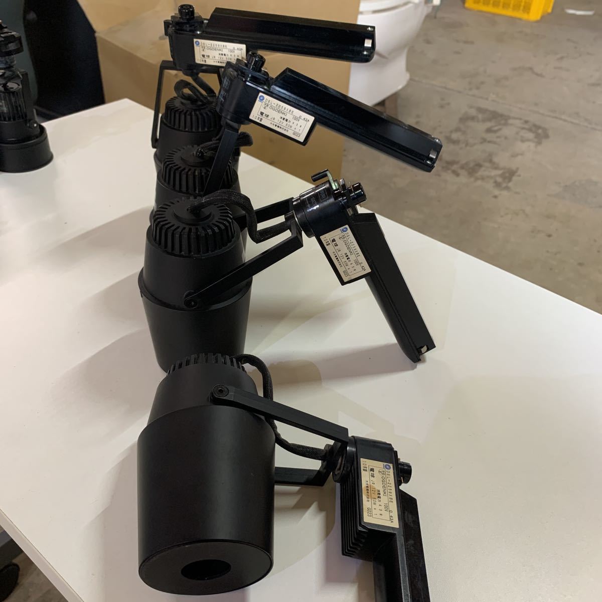| スポットライト DAIKO 大光電機 商品紹介 照明 大光電機(DAIKO) DSL-2460XW,DSL-2460XB 2灯の通販 daiko DSL-5493YGG DSL-5320YWG コネクトオンライン DSL-5329AB DSL-5493YWG 激安価格