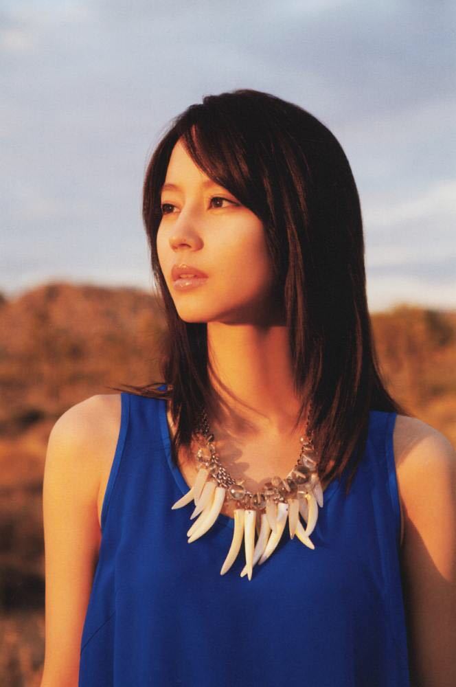 堀北真希 L判写真30枚セットまとめ売り マル秘写真10枚含む 高画質写真 写真 売買されたオークション情報 Yahooの商品情報をアーカイブ公開 オークファン Aucfan Com