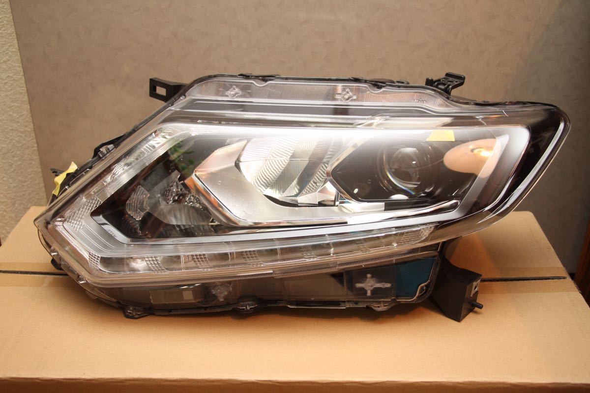 エクストレイル T32 LED 後期 左ヘッドライト KOITO 0 100-23746 左 