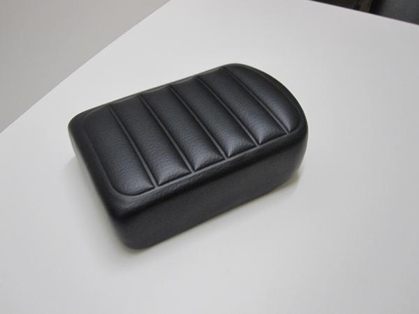 【人気定番，得価】 綺麗が１番 モトコンポ シート ホンダ純正(純正品)｜売買されたオークション情報、yahooの商品情報をアーカイブ公開 - オークファン ホンダ用