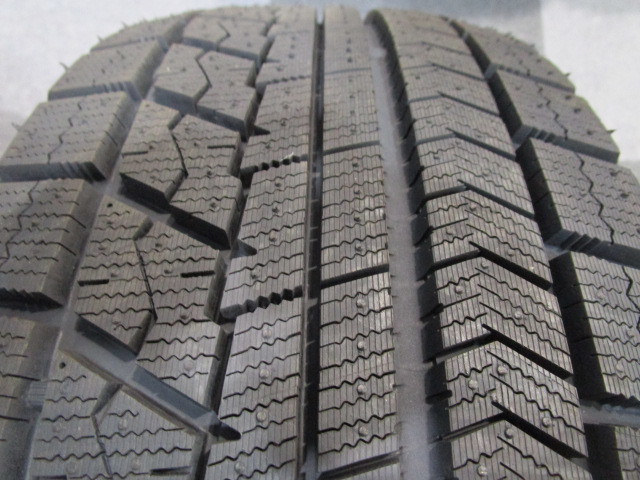ブリヂストン 国産年製2018スタッドレス195⁄65R15タイヤ4本Bridgestone
