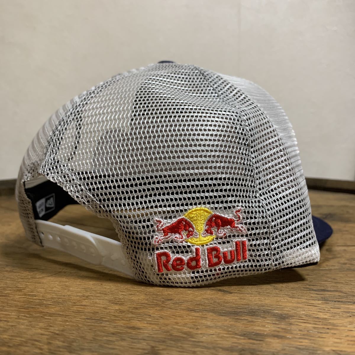 新品未使用 非売品 ストラップ付き Red Bull レッドブル アスリート