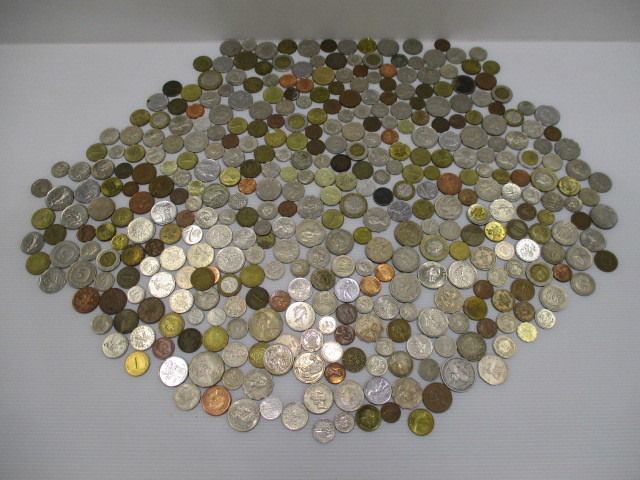古銭 外国コイン 硬貨 約3.15kg程度 複数国 希少性大 9-116 外国銭 