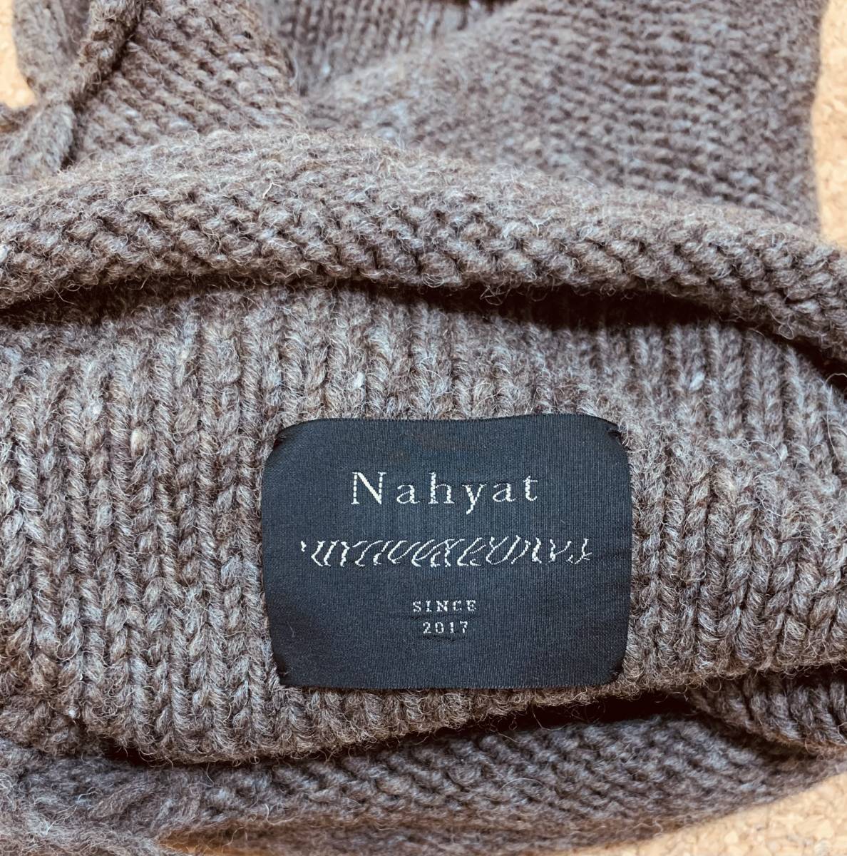Nahyat ナヤット Snood スヌード i-002 GrayBrown | ALCMAEON.NL