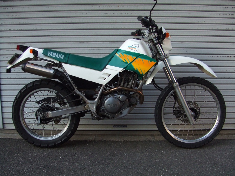 セロー225 SEROW225 XT225 3RW 1KH 純正リアアクスルシャフト チェーン 