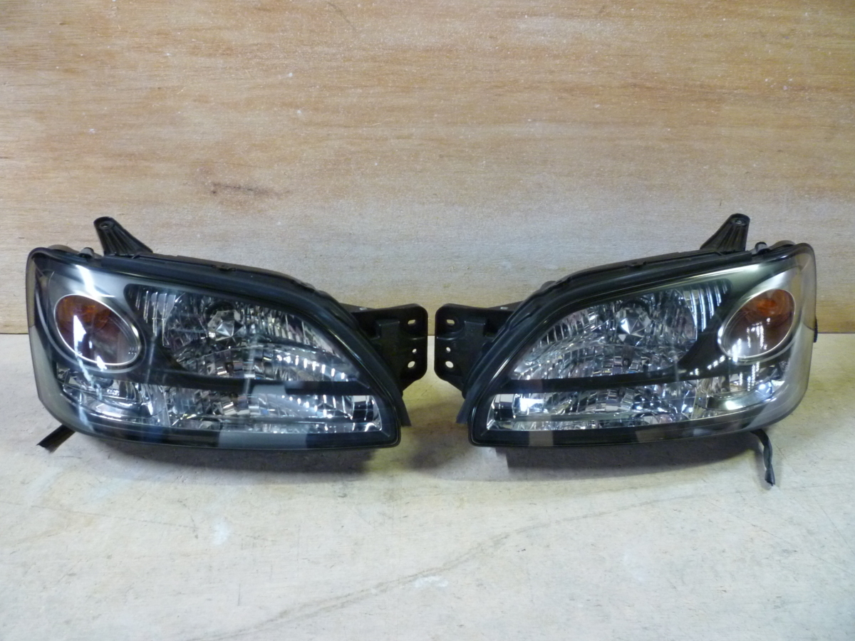 レガシィ SUBARU ヘッドライト スバル B4 助手席HID 100-20751 ヘッド 