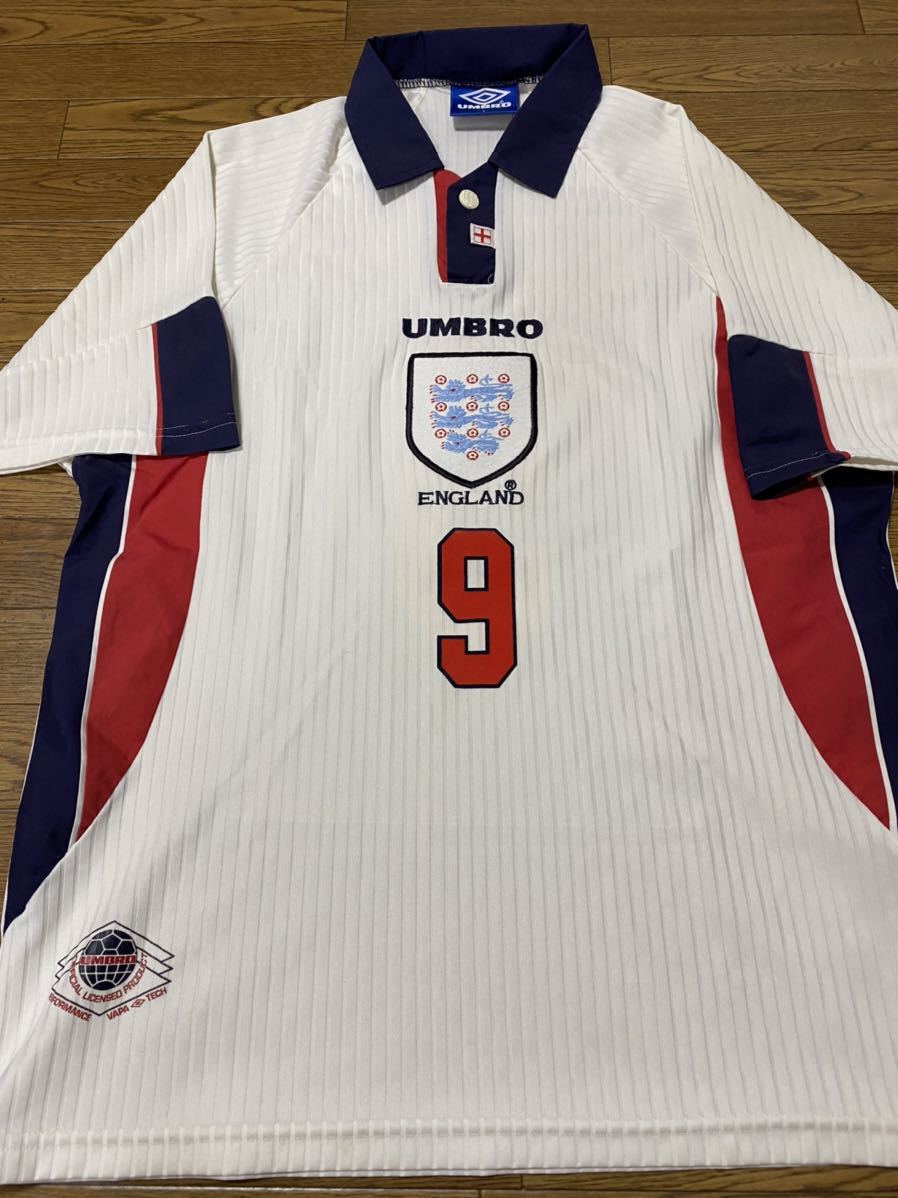 【2026，新作】 1998 イングランド代表 アラン シアラー選手 ホームユニフォーム UMBRO社製 イギリス製(イングランド)｜売買されたオークション情報、yahooの商品情報をアーカイブ公開 - オークファン ユニフォーム