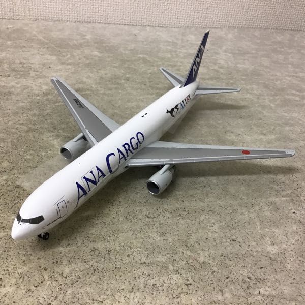 ANA NH20020 BOEING 737-700 1/200 全日空商事 【公式通販】
