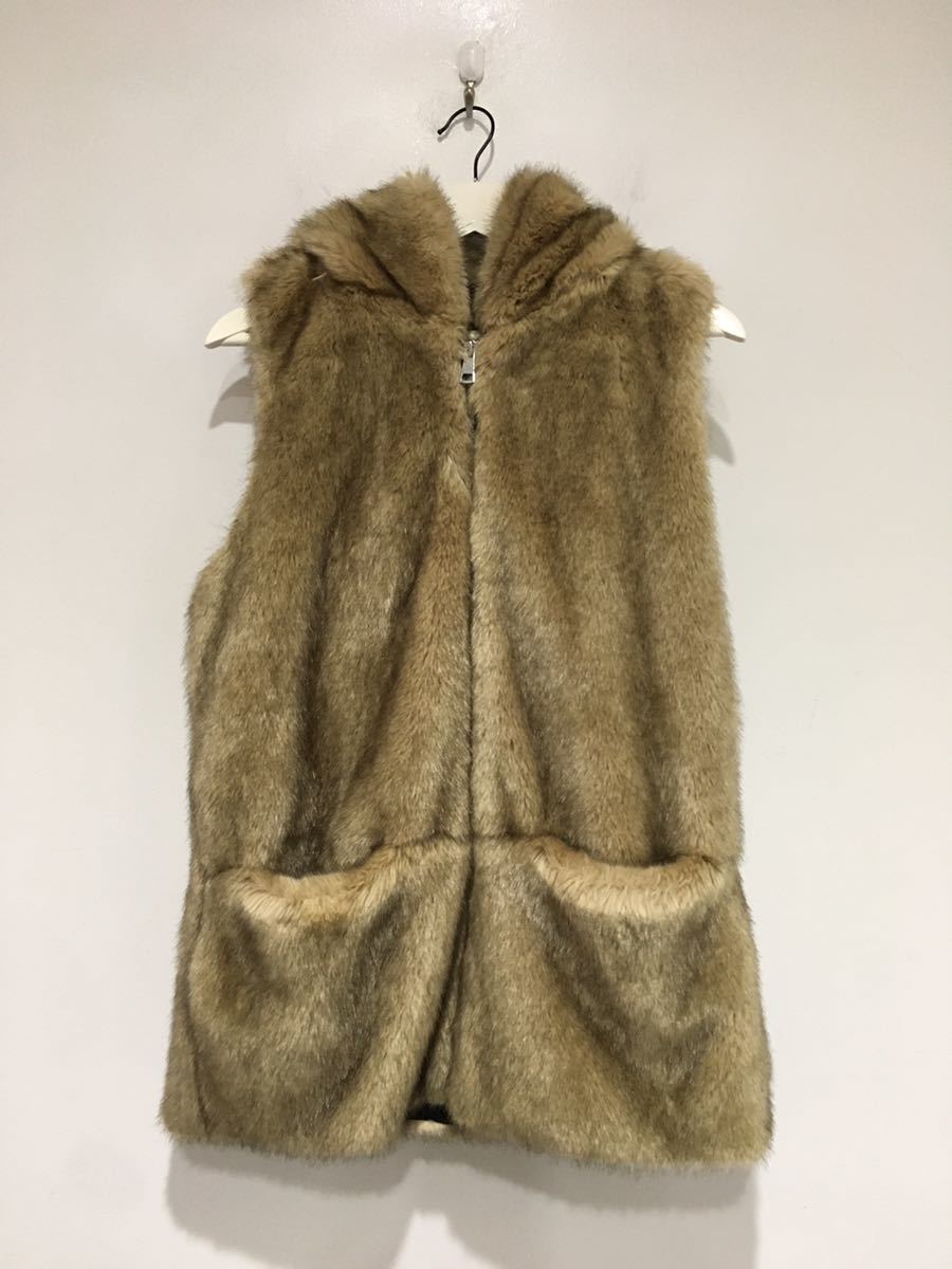 美品】ZARA ザラ ファーベスト フード フェイクファー ベージュ 