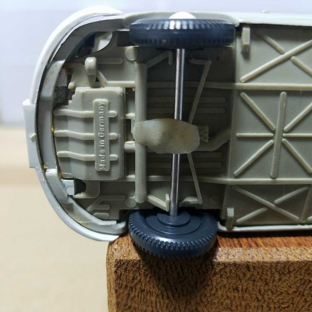 WIKING VW type2 ピックアップトラック（白） 1/40スケール