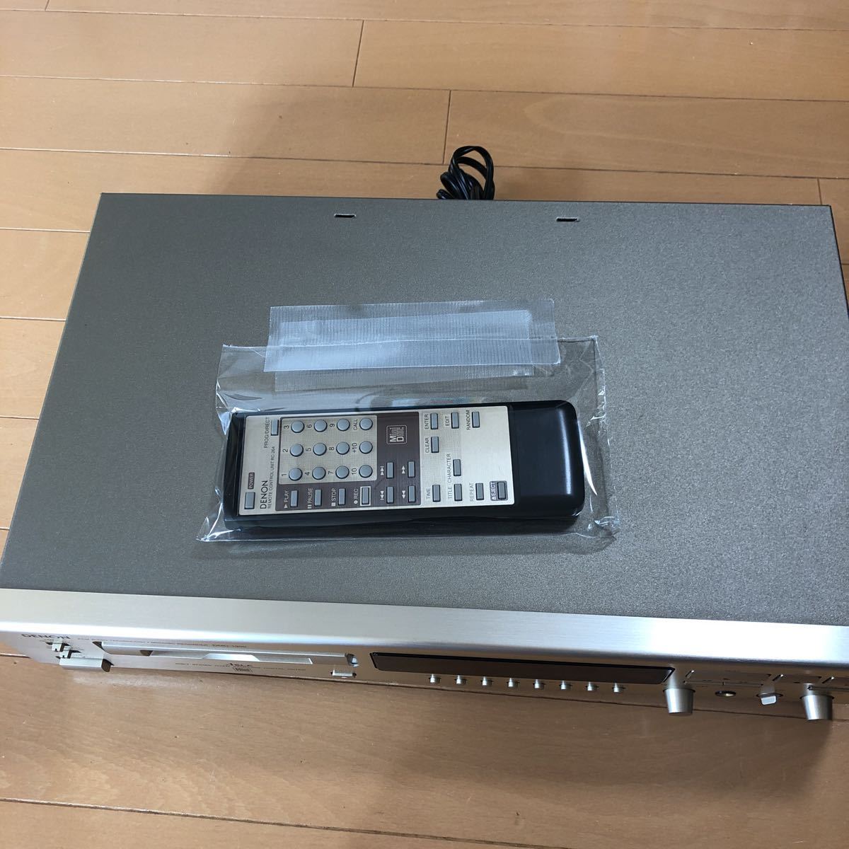 DENON DMD-1300 MDプレーヤー 本体 リモコン付 訳あり 即決 DENON デノン MDプレーヤー DMD-1300 通電OK 本体のみ リモコン