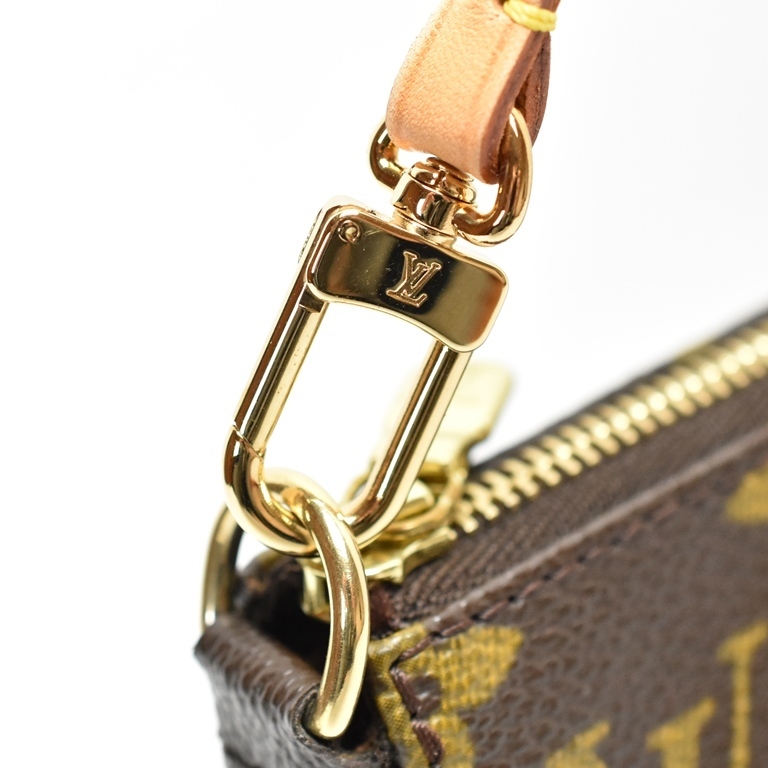 LOUIS VUITTON ルイヴィトン モノグラム ポシェット アクセソワール