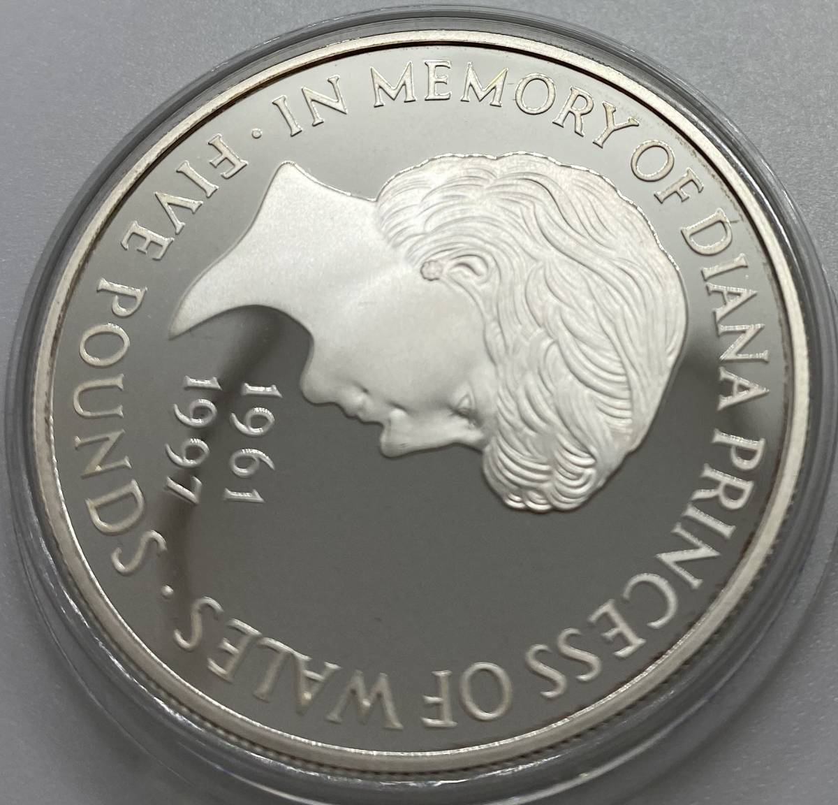 イギリス 1999年 5ポンド銀貨 ダイアナ プルーフ オリジナルケース COA付き