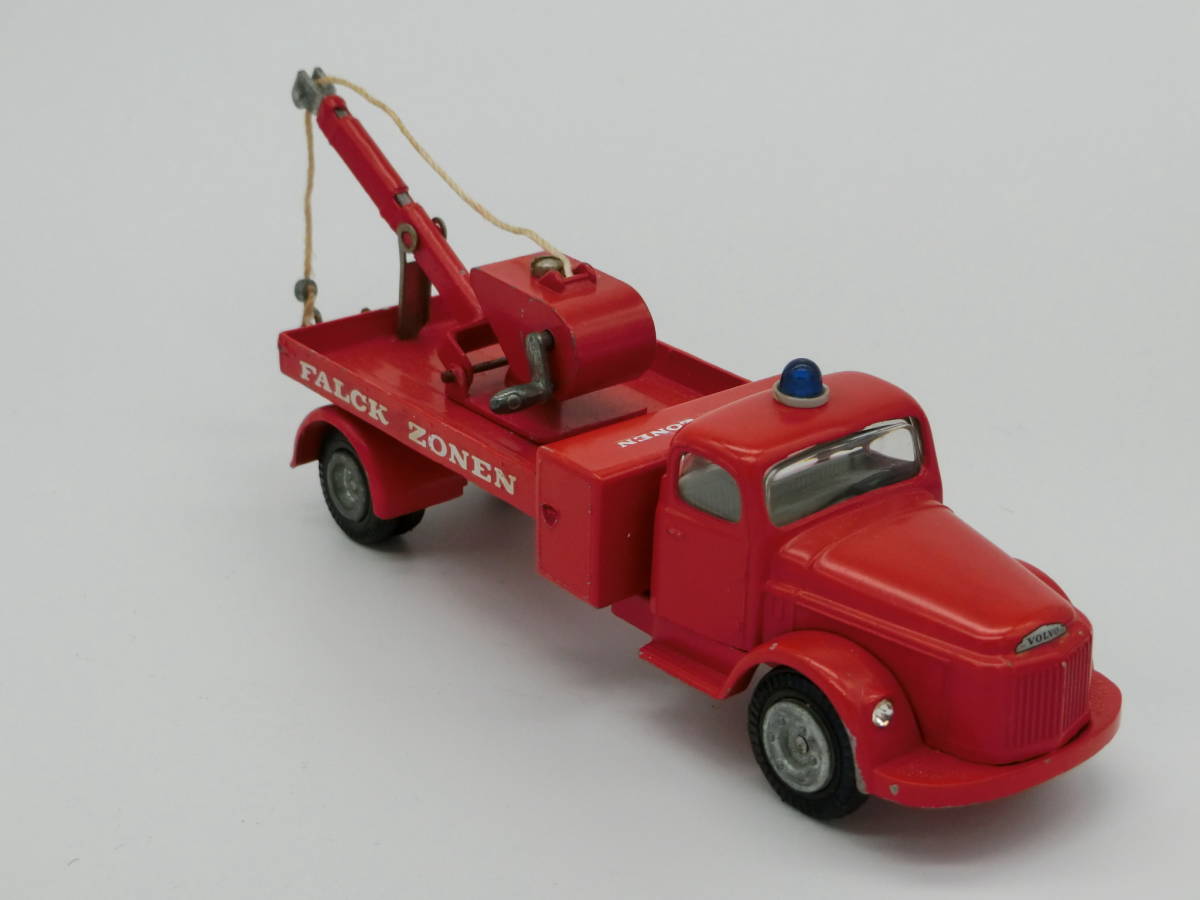 TEKNOテクノVOLVOボルボトラック 消防車（レッカー車）