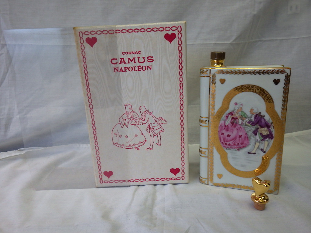 古酒 未開栓 カミュ ナポレオン ブック 紳士と淑女 CAMUS