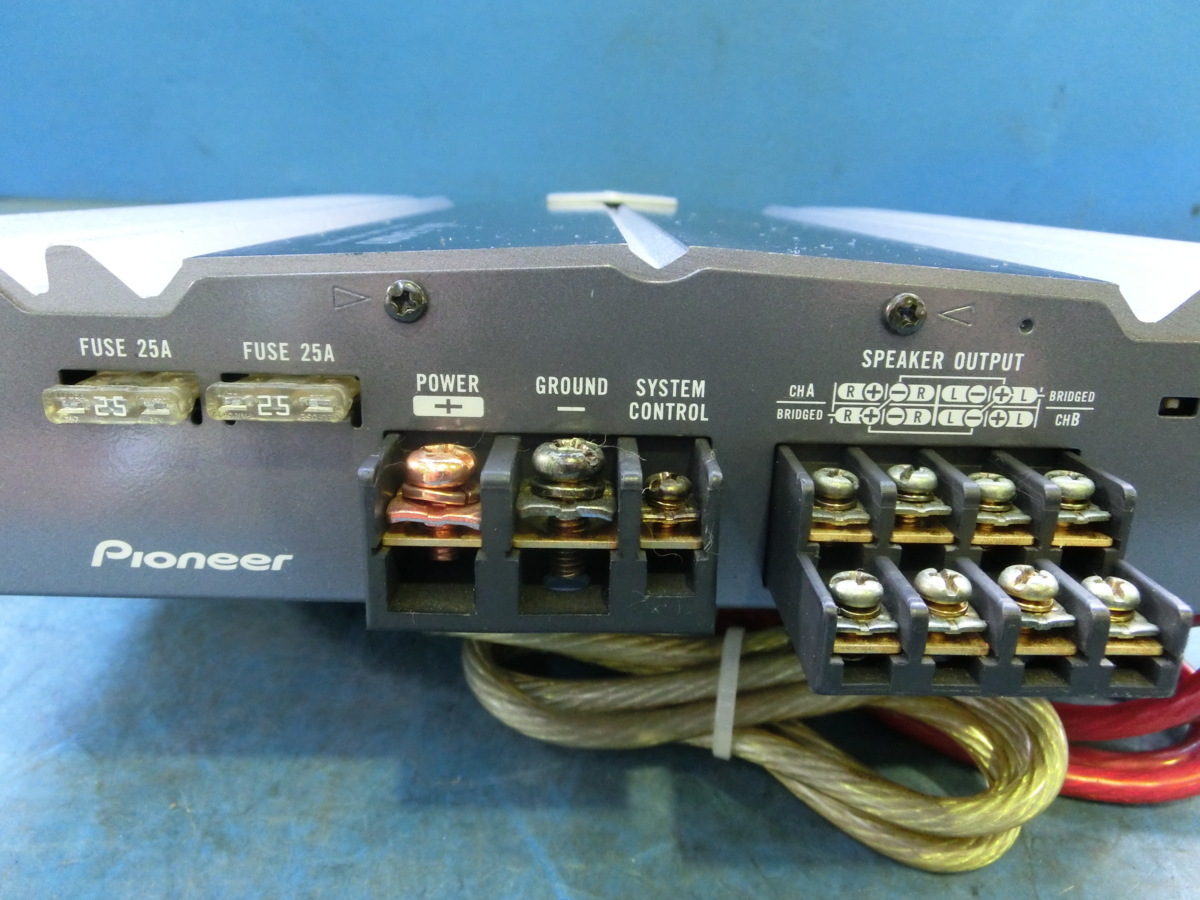 カロッツェリア GM-A3400 4チャンネルパワーアンプ パワーアンプ
