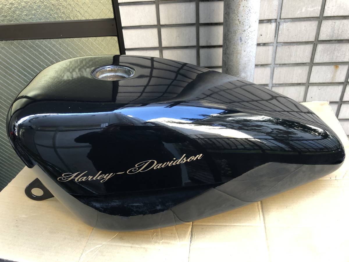 日本一詳しい（？）スポーツスターのタンクの外し方 バイク XL1200S 