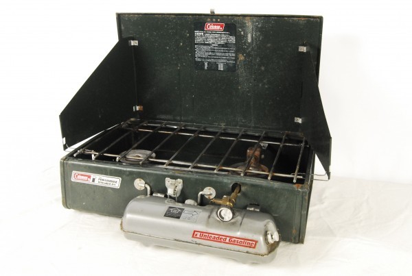 Coleman Powerhouse Dual Fuel Lantern Stove com: Shines up to
