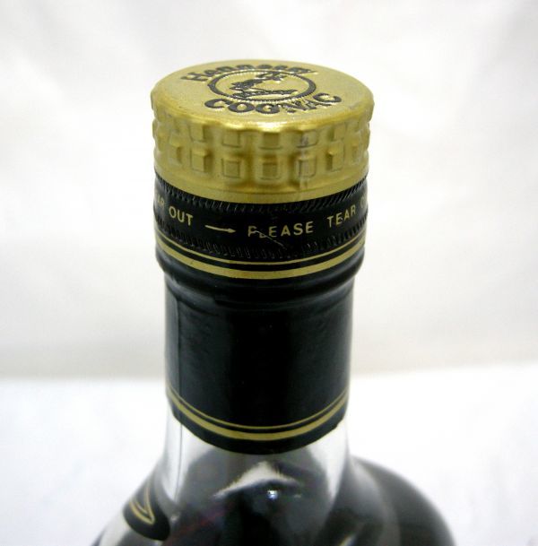 1000円スタート 酒 Hennessy XO ヘネシー クリアボトル 700ml 40% 未開栓 箱付 T811 ヘネシー Hennessy XO 公式関西国際空港 1000ML PARADIS