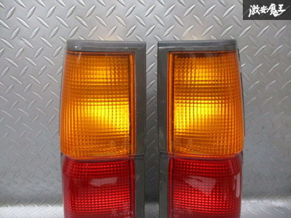 日産 純正 D21 ダットサン トラック ダットラ テールライト ランプ