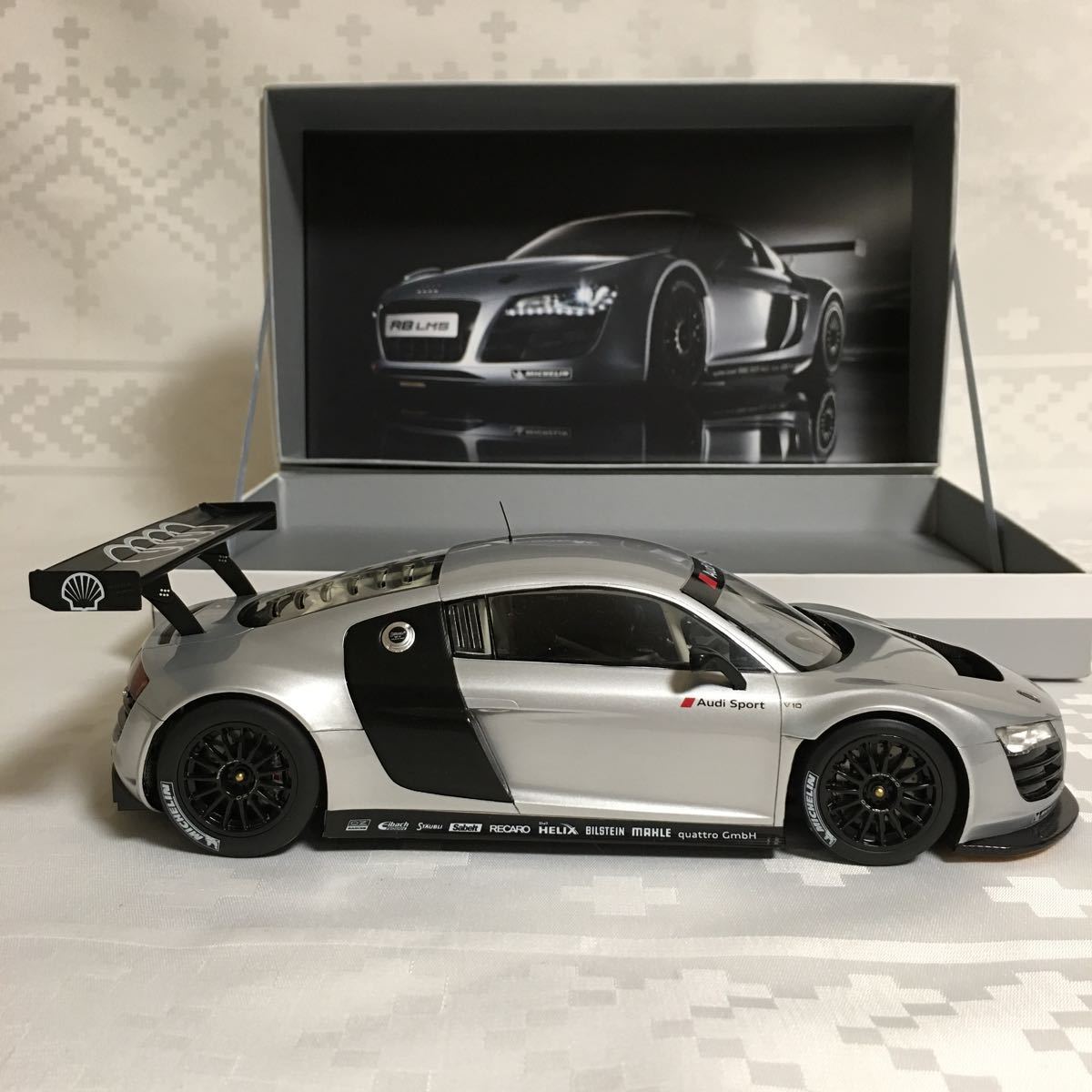 1/18 スパーク アウディコレクション Quattro GmbH アウディ R8 LMS