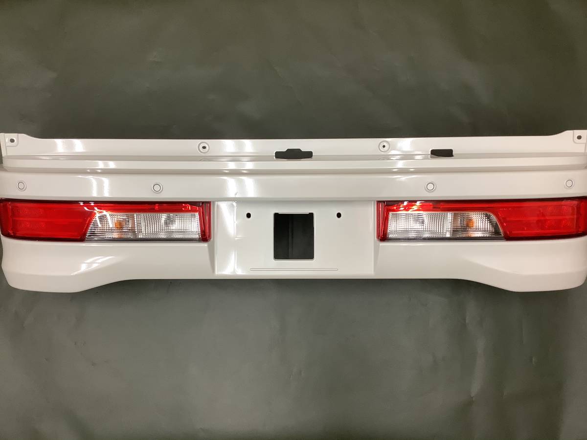新車外し】【美品】 DA17W エブリィワゴン 純正リアバンパー