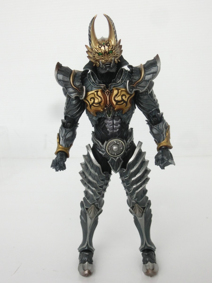 黄金騎士 魔戒可動 | ガロ レビュー バンダイ 魂ウェブ商店 流牙Ver 魂